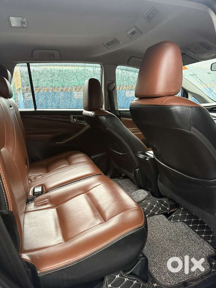 Toyota Innova Crysta 2.8 Gx At 8 Seater, 2018, Diesel