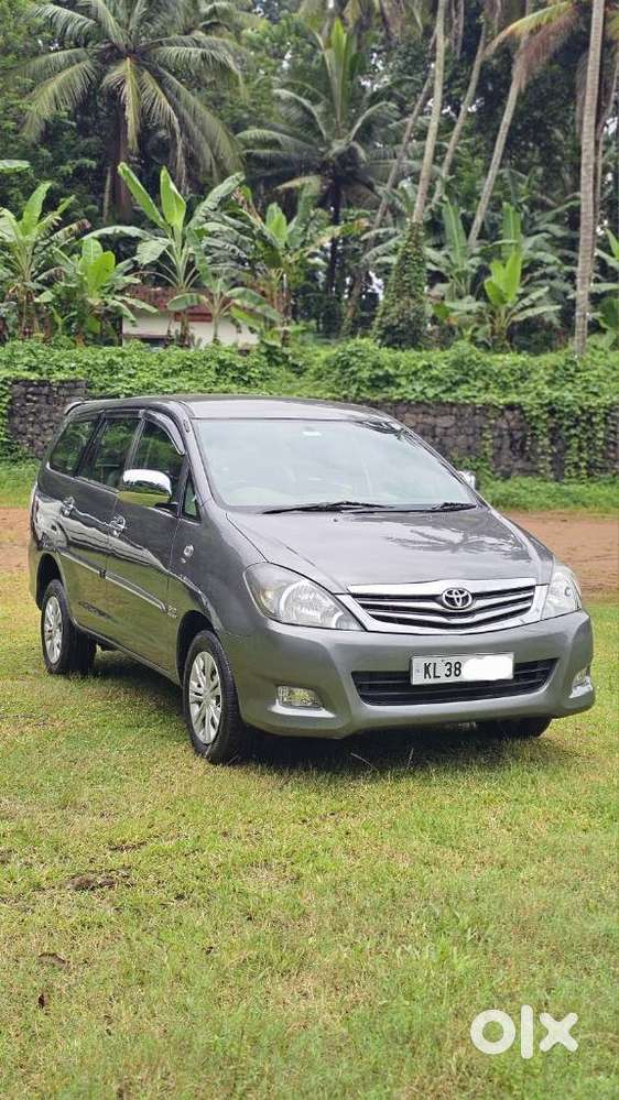 Toyota Innova 2.5 G (diesel) 7 Seater, 2011, Diesel