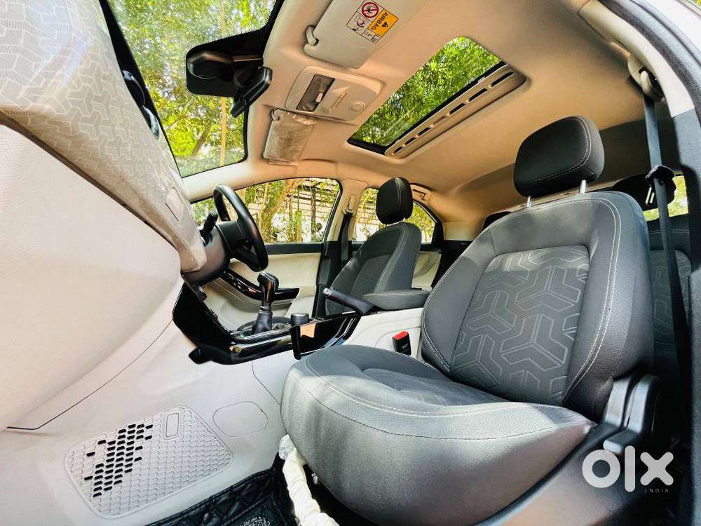 Tata Nexon 1.2 Revotron Xz Plus Dual Tone, 2021, Petrol