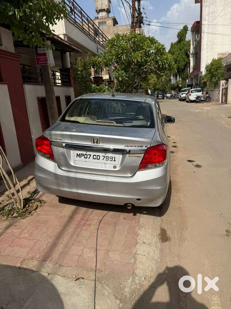 Honda Amaze Petrol 2015