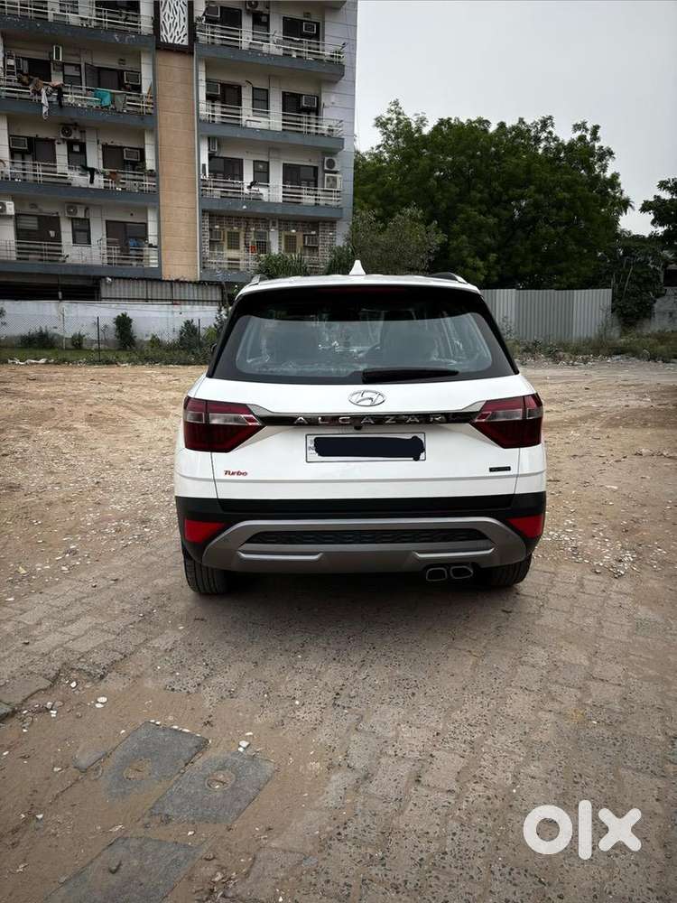 Hyundai Alcazar 2024 Petrol Signature Top Model Auto Super Condition