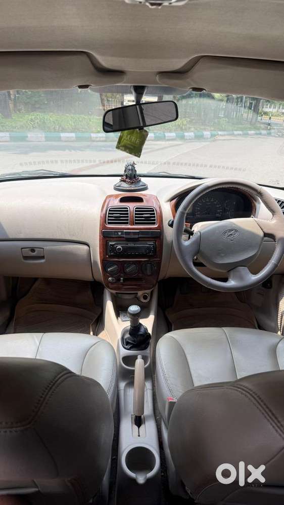 Hyundai Accent 2013 Cng.. Full Orignal Paint