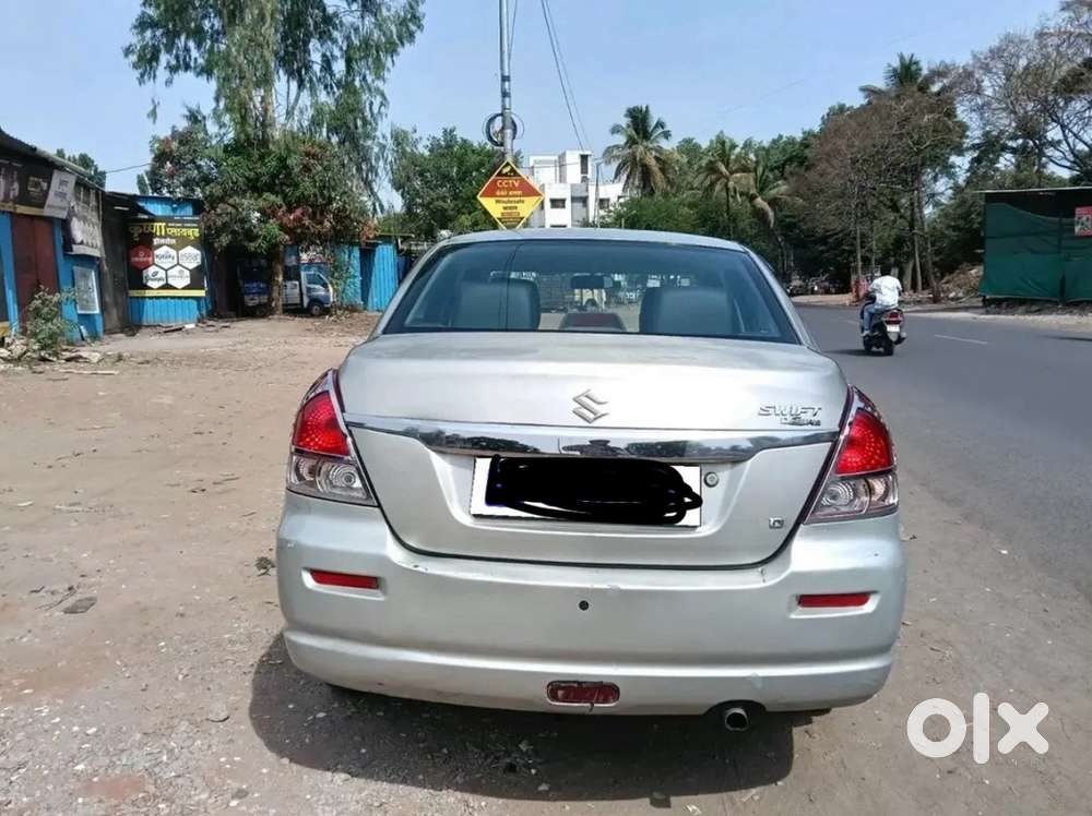 Swift Dzire Petrol 2011