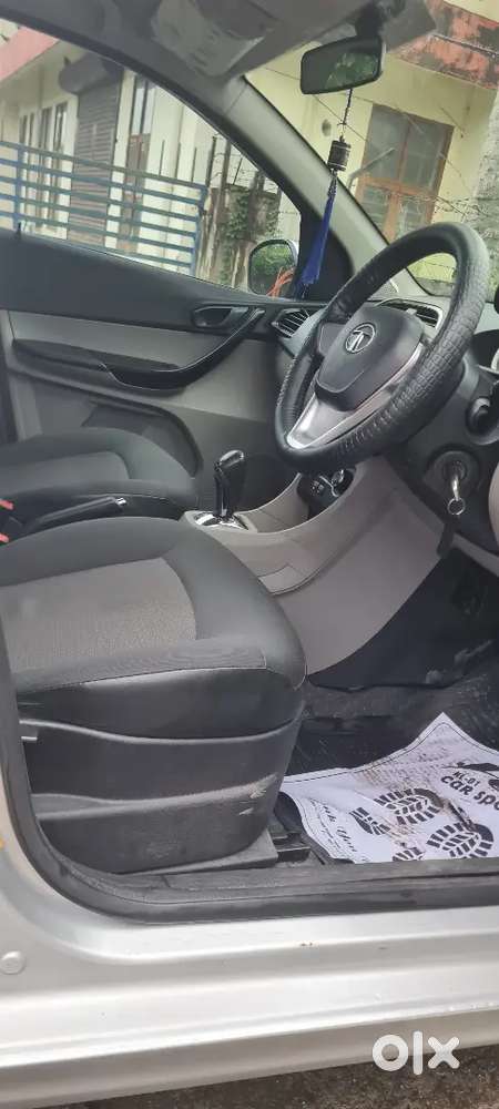 2017-18 Tata Tiago Xta Amt Low Km Company Service 2nd Ownership