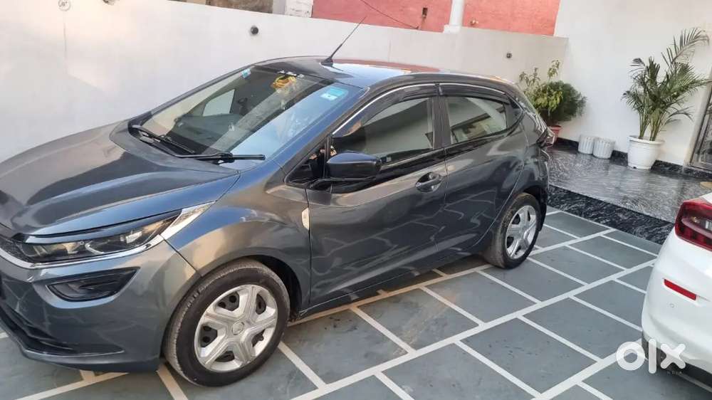 Tata Altroz 2021 Cng & Petrol 52000 Km Driven