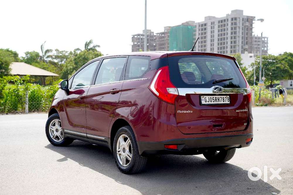 Mahindra Marazzo