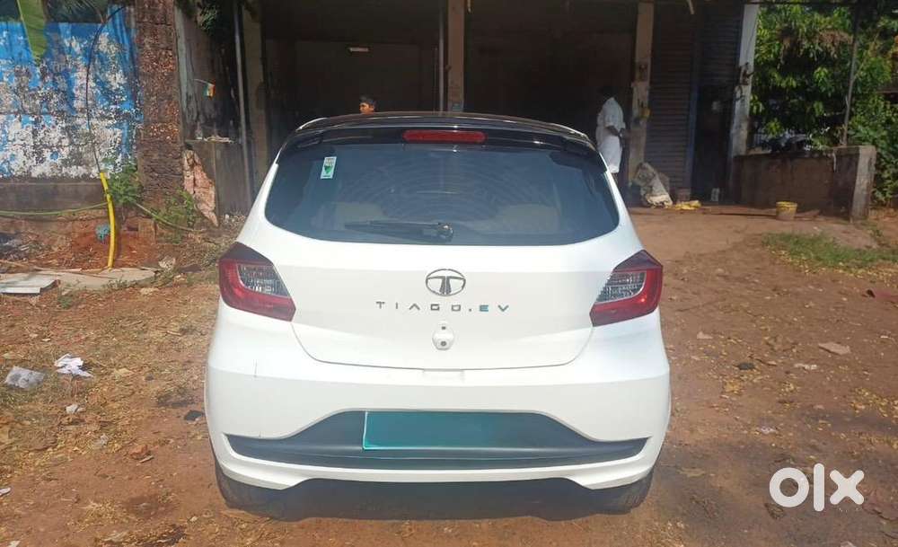 Tata Tiago Ev Tech Lux Long Range 2023