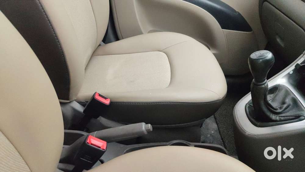 Hyundai I10 Sportz 1.1l, 2015, Cng & Hybrids