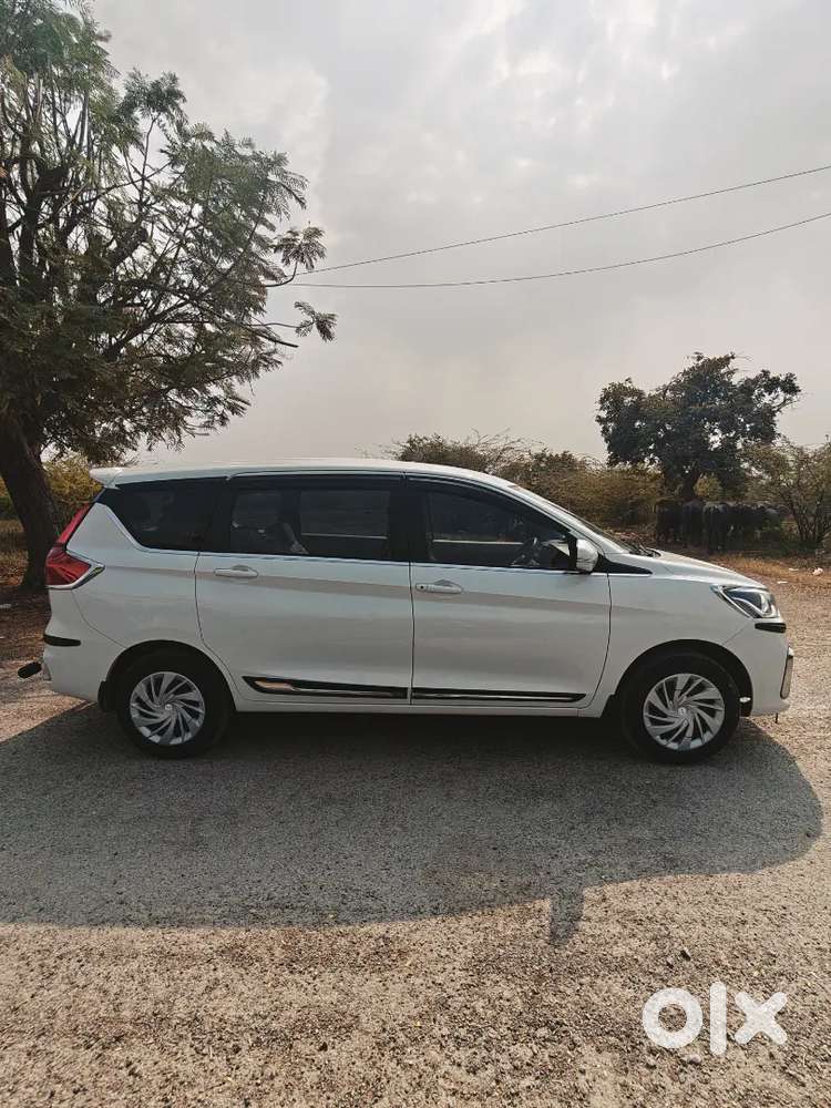 Maruti Suzuki Ertiga 2024 Cng & Hybrids 72000 Km Driven