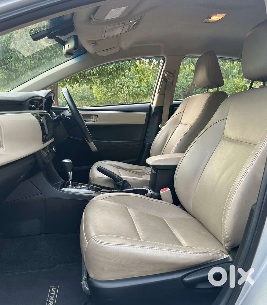 Toyota Corolla Altis Vl At, 2015, Petrol