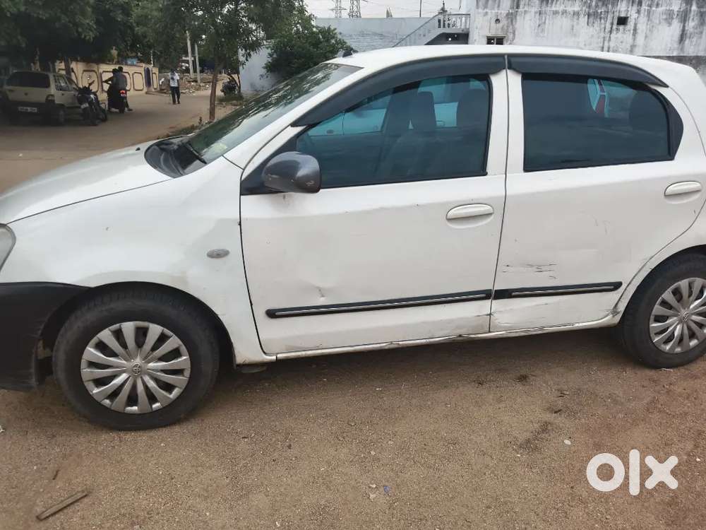 Toyota Etios Liva 2015