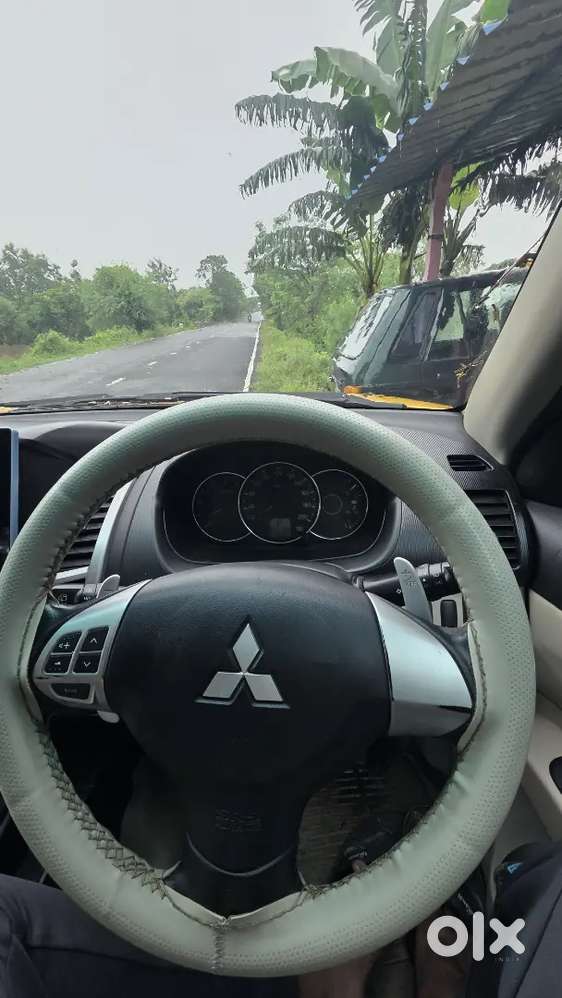 Mitsubishi Pajero Sport Diesel Automatic 2017 Edition