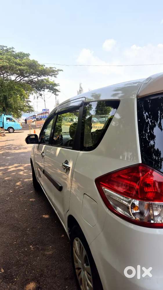 Maruti Suzuki Ertiga 2012