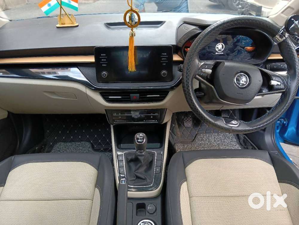 Skoda Slavia 1.0 Tsi Style, 2023, Petrol