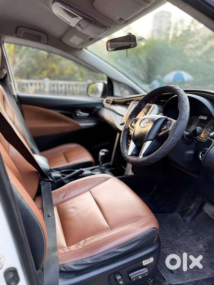 Toyota Innova Crysta 2.8z Automatic, 2017, Diesel