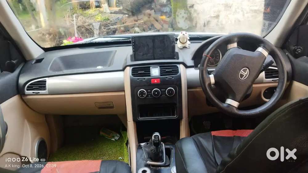 Tata Safari Storme 2012
