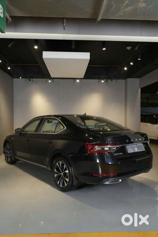 Skoda Superb 2.0 Tsi At L&k, 2024, Petrol