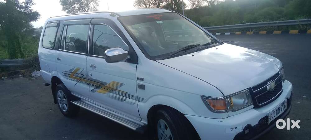 Chevrolet Tavera Neo 2014 Diesel Well Maintained