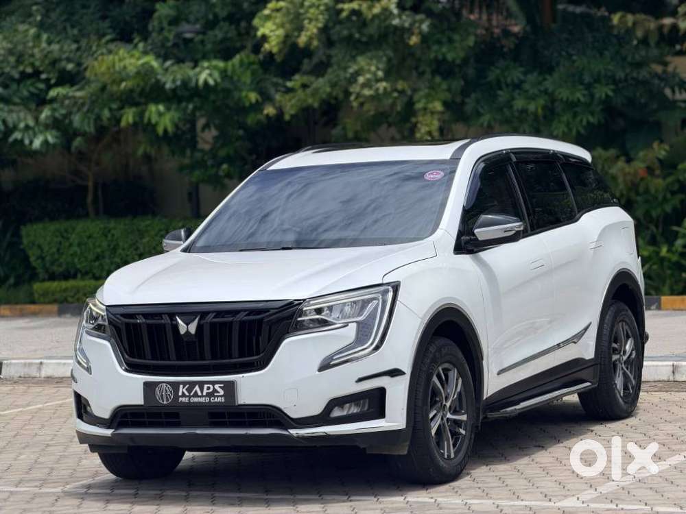 Mahindra Xuv700 2.0 Ax 5 Petrol At Str, 2022, Petrol