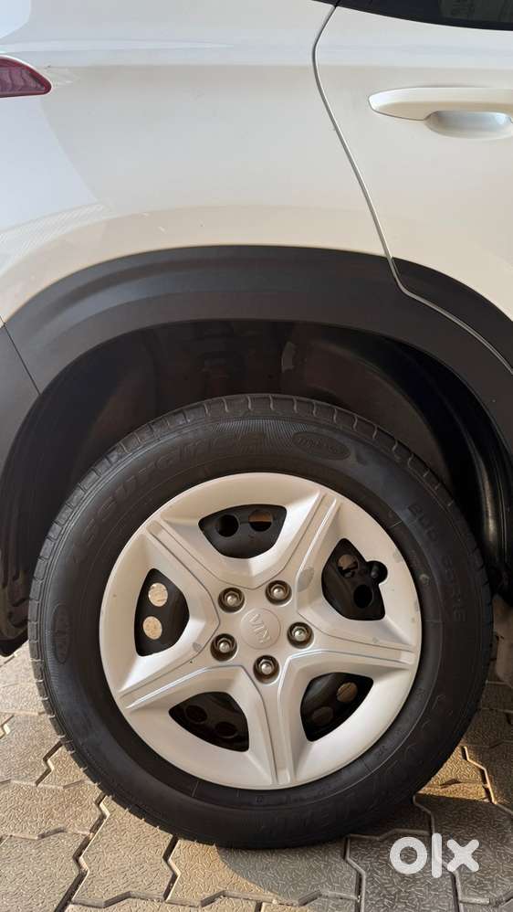 Kia Petrol Manual 2020