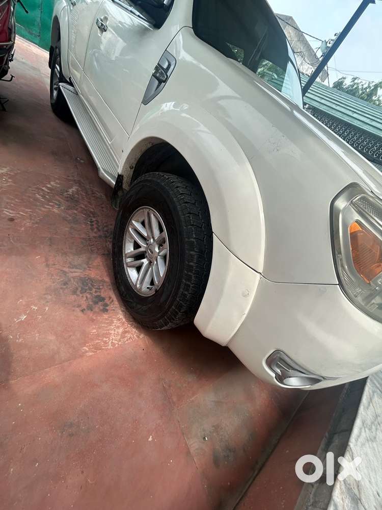 Ford Endeavour 2010 Diesel Well Maintained
