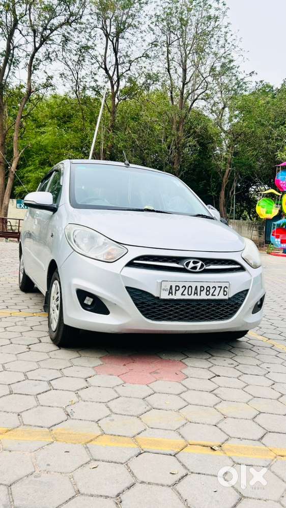 Hyundai I10 Sportz Petrol 2011