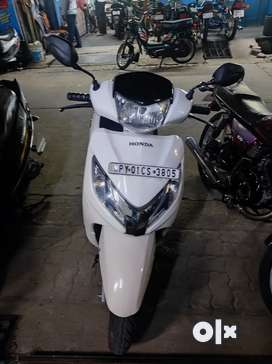 Olx bike scooty discount activa