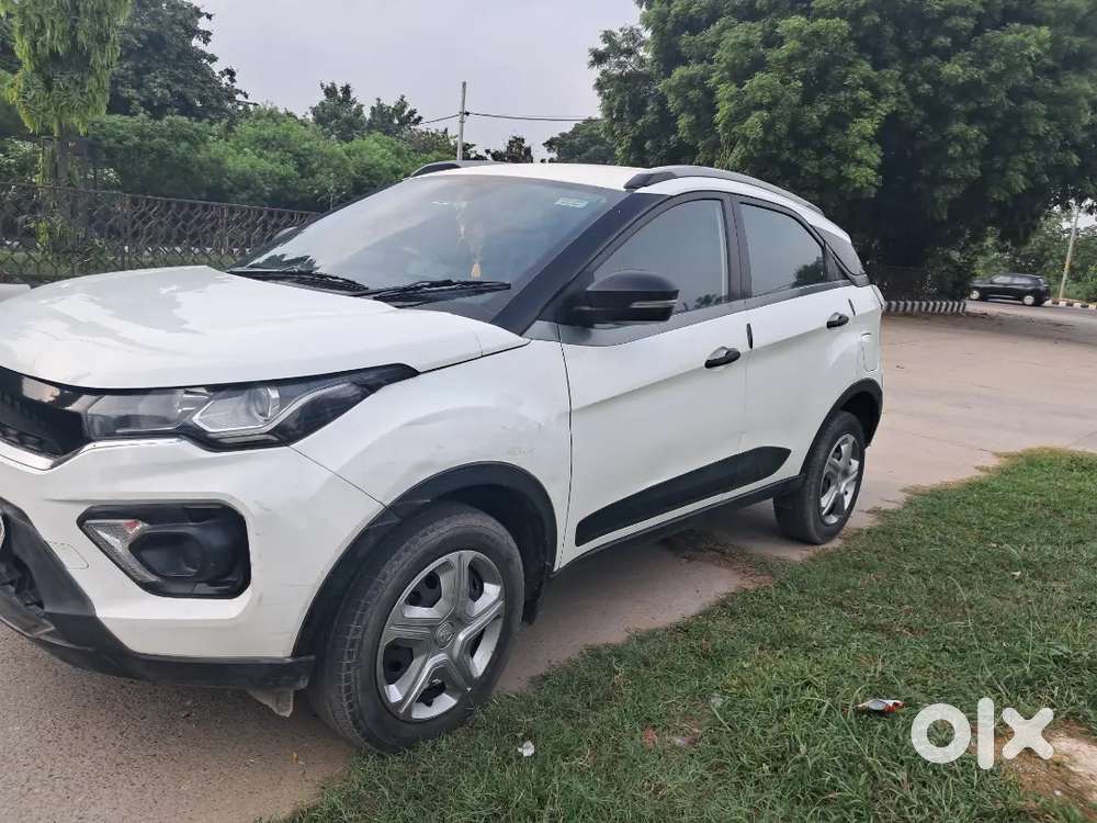 Tata Nexon 1.5 Diesel 30 Decmber 2020  1st Owner  75000 K.m. Dl Ragist
