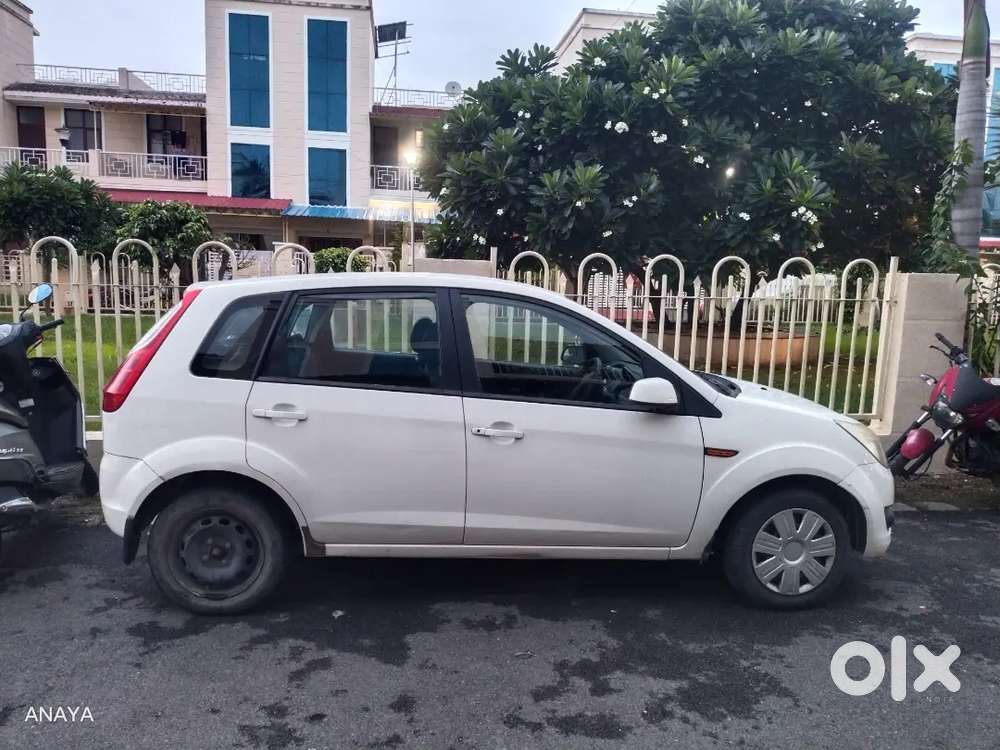 Ford Figo Petrol 2012