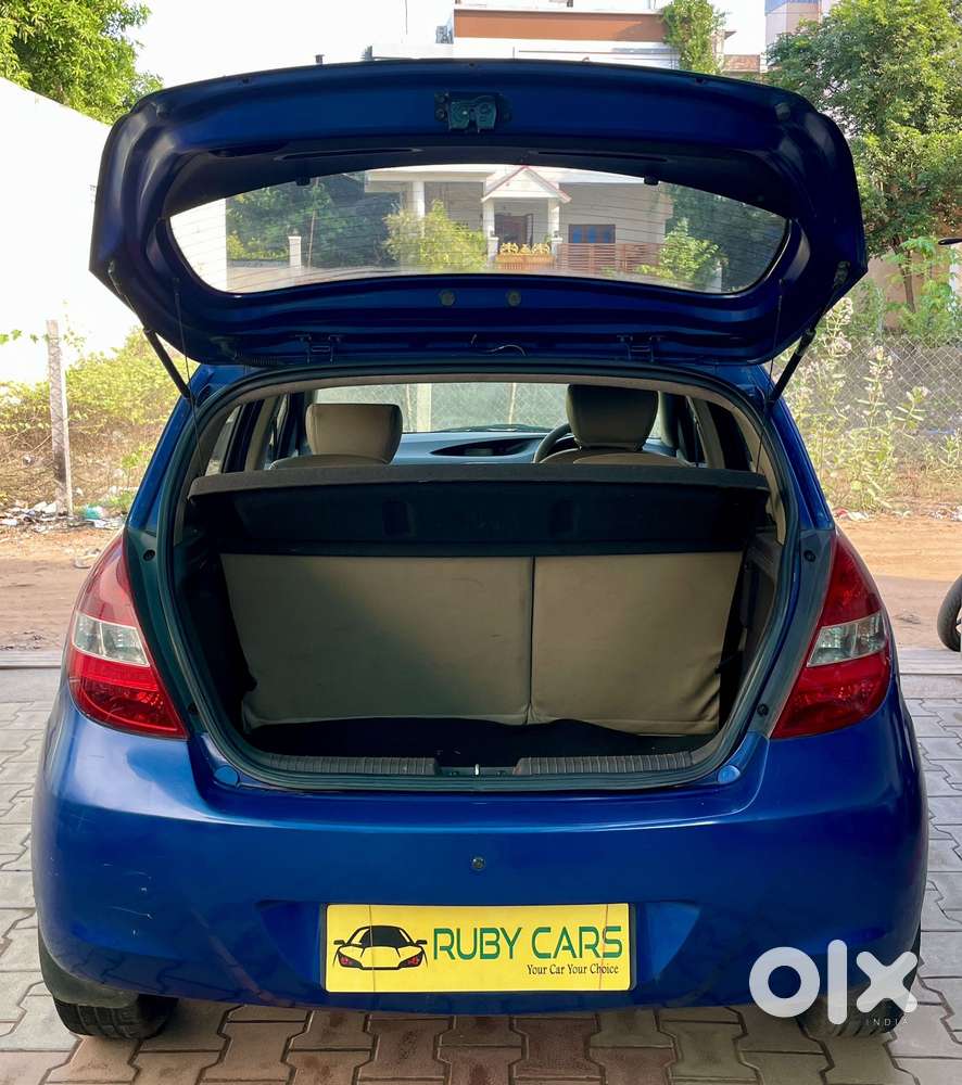 Hyundai I20 2009-2011 Asta, 2012, Petrol