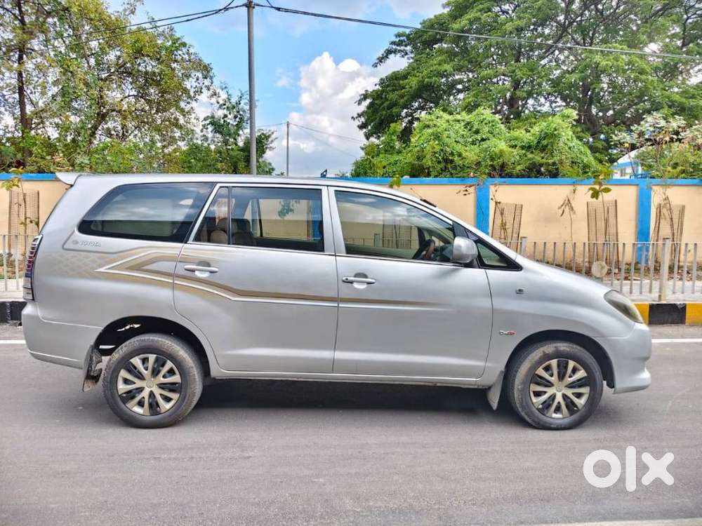 Toyota Innova 2.5 G (diesel) 8 Seater Bs Iv, 2007, Diesel