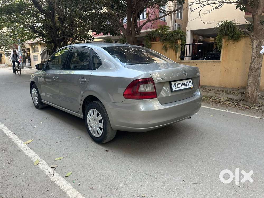 Skoda Rapid 1.6 Ambition Plus Tdi At, 2015, Diesel