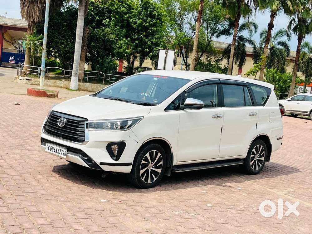 Toyota Innova Crysta 2.7 Zx At, 2022, Petrol
