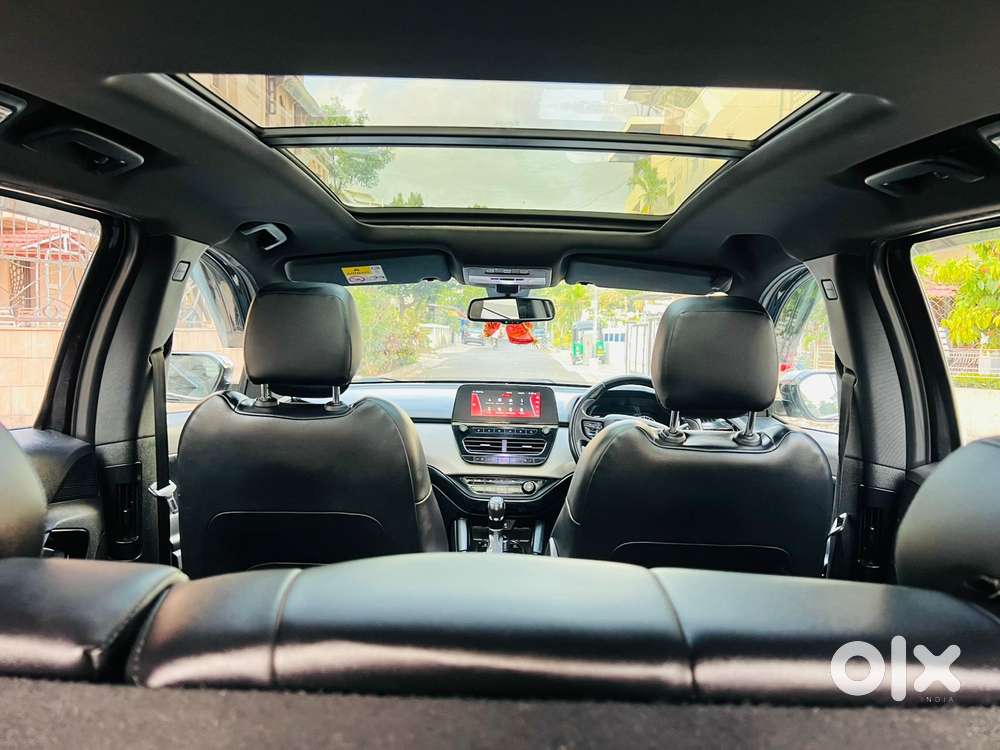 Tata Harrier Xz Plus Dark Edition, 2022, Diesel