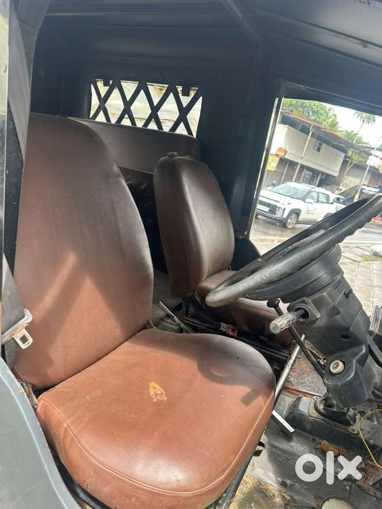 Mahindra Jeep 1994
