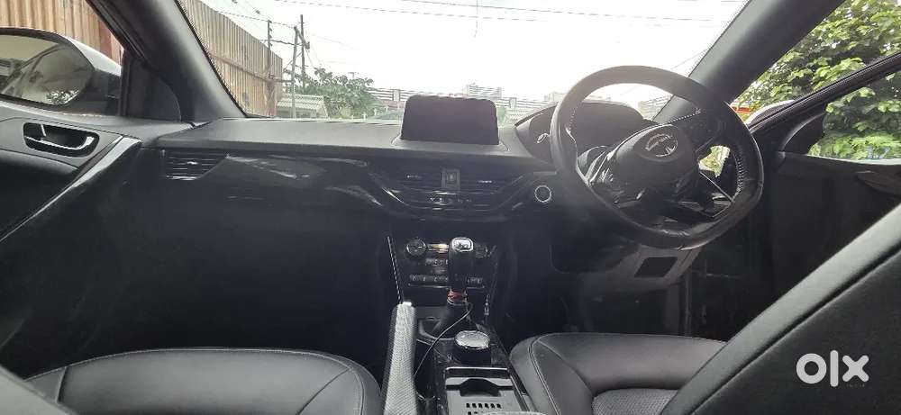 Tata Nexon Xza Plus Dark Edition - Petrol 2025 Registered