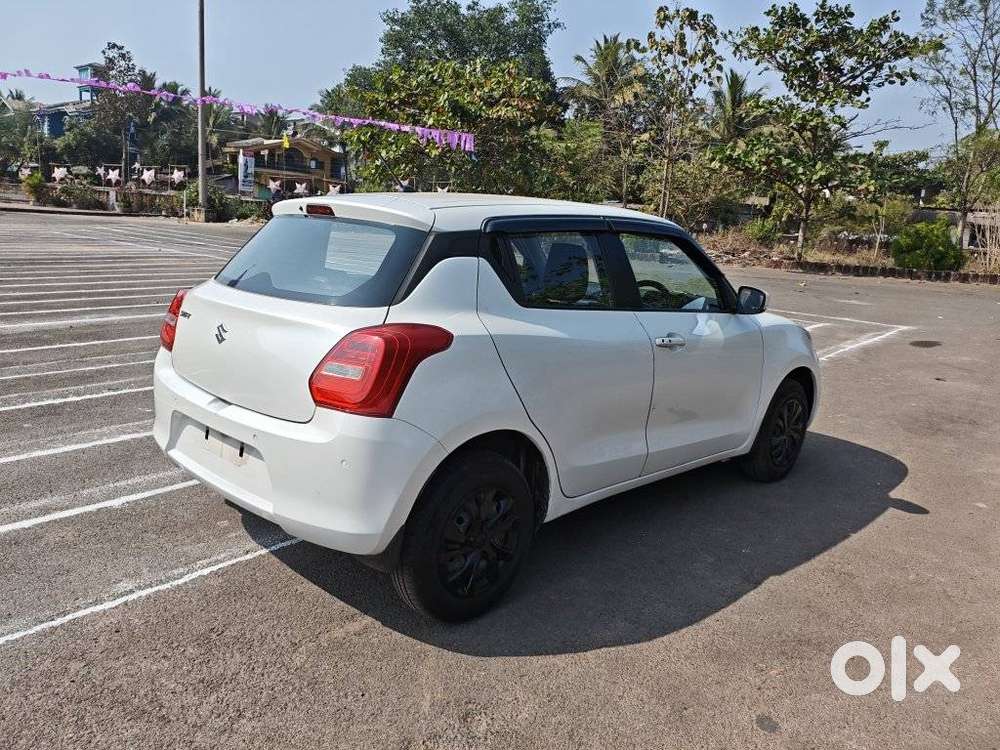 Maruti Suzuki Swift Vxi + Manual, 2022, Petrol