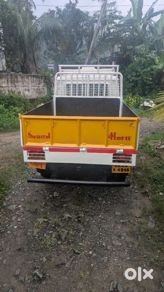 Mahindra Pik Up 4*4  2009 Diesel Manual
