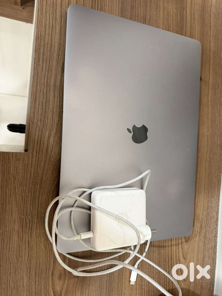 Apple Macbook Pro 16 inch 2019 Model
