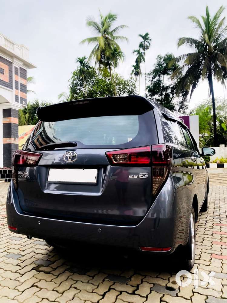 Toyota Innova Crysta 2018 Diesel 113000 Km Driven