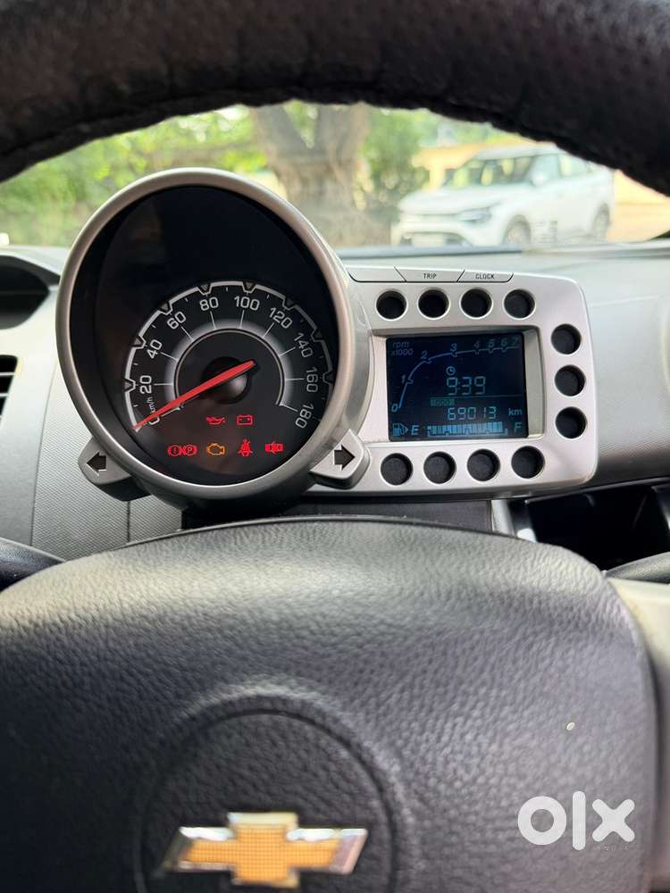 Chevrolet Beat Lt Petrol 2013