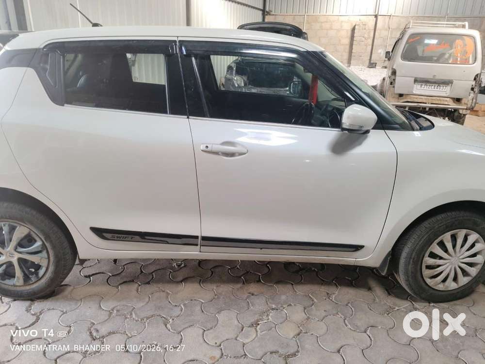 Maruti Swift Vxi 2023