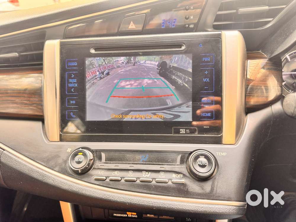 Toyota Innova Crysta 2.8 Zx At, 2017, Diesel
