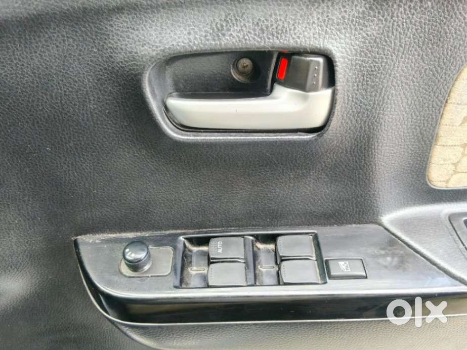 Maruti Suzuki Wagon R Vxi Amt1.2, 2017, Petrol