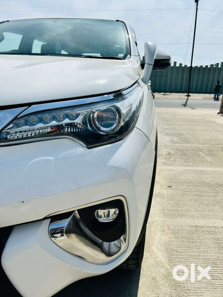 Toyota Fortuner [2021-ongoing] 2.8 2wd Diesel Mt, 2020, Diesel