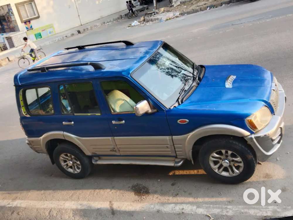 Mahindra Scorpio 2003