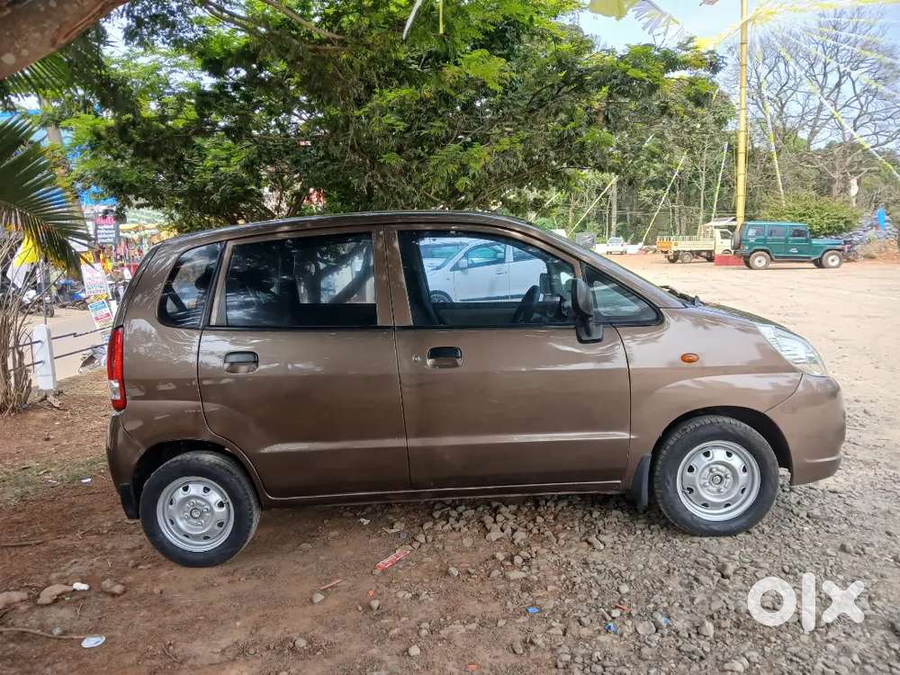 Maruti Suzuki Estilo 2010