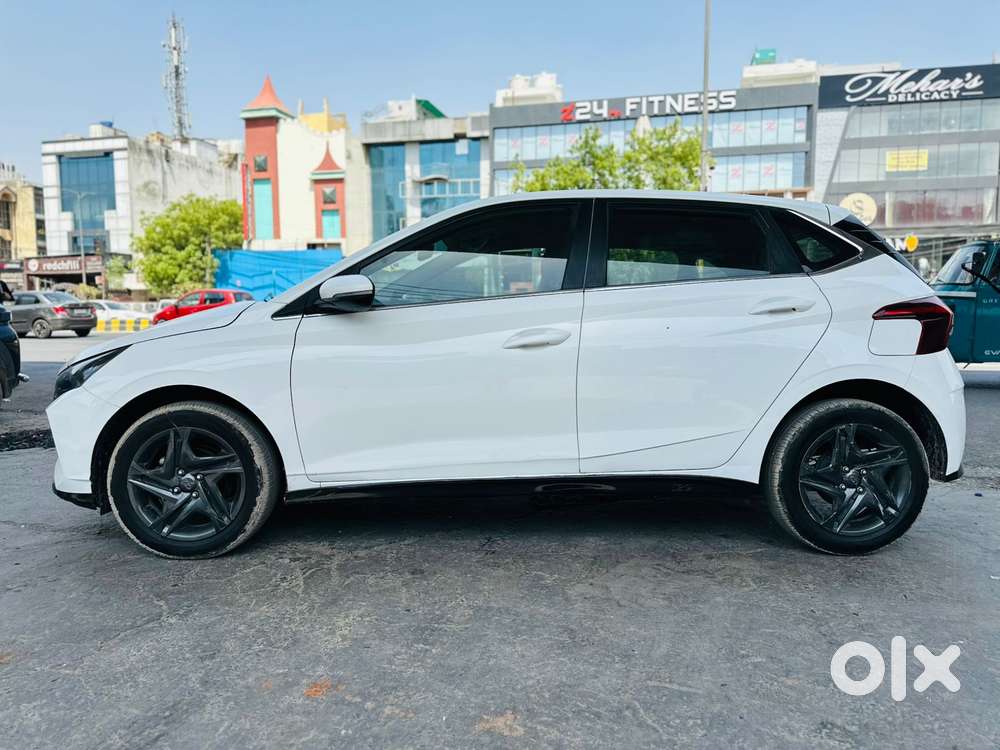 Hyundai New I20 1.2 Sportz Ivt, 2022, Petrol