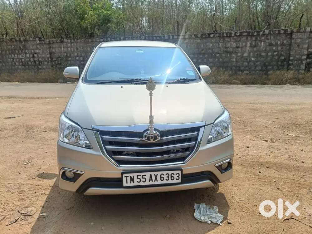Toyota Innova 2014 Diesel Well Maintained