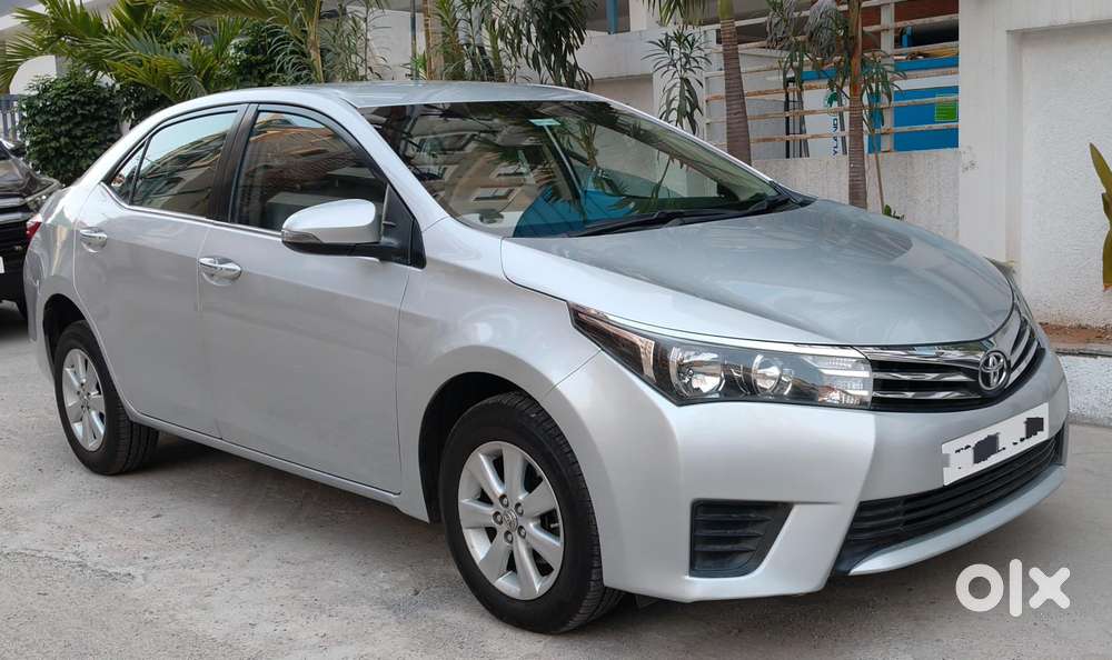 Toyota Corolla Altis 2013-2017 D-4d G, 2015, Diesel